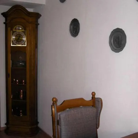 Haus Ellbogen Apartamento Momlingen