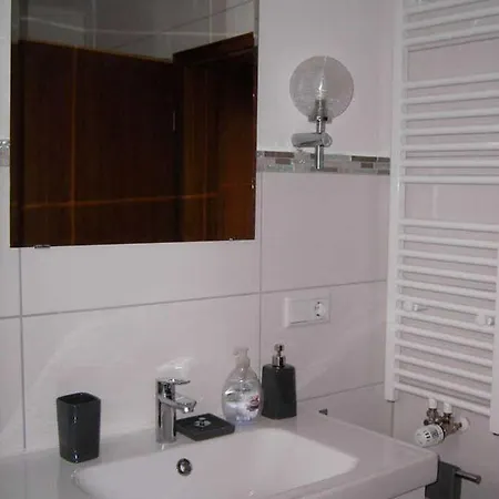 Haus Ellbogen Apartman *
